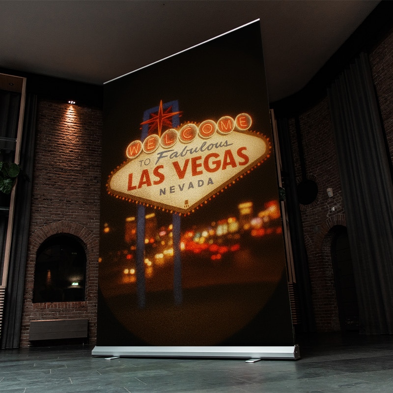 Verlicht Las Vegas bord met palmbomen
